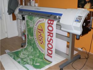 Kültéri texit digitális nyomtatása, rövid határidőlel Budaörsön